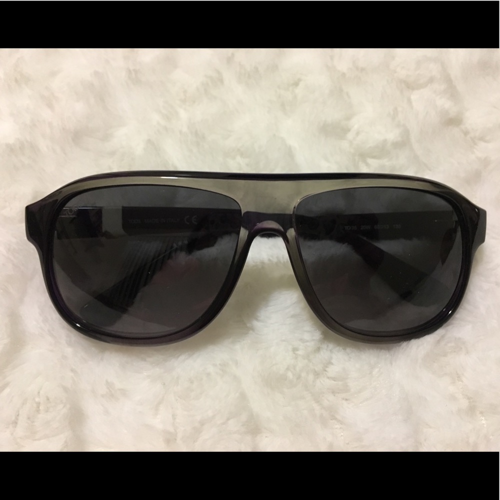 Tod’s sunglasses